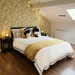  Apartment Entire Yellowapt Near Centre - Free Parking - Up To 3 Guests - 2 Beds