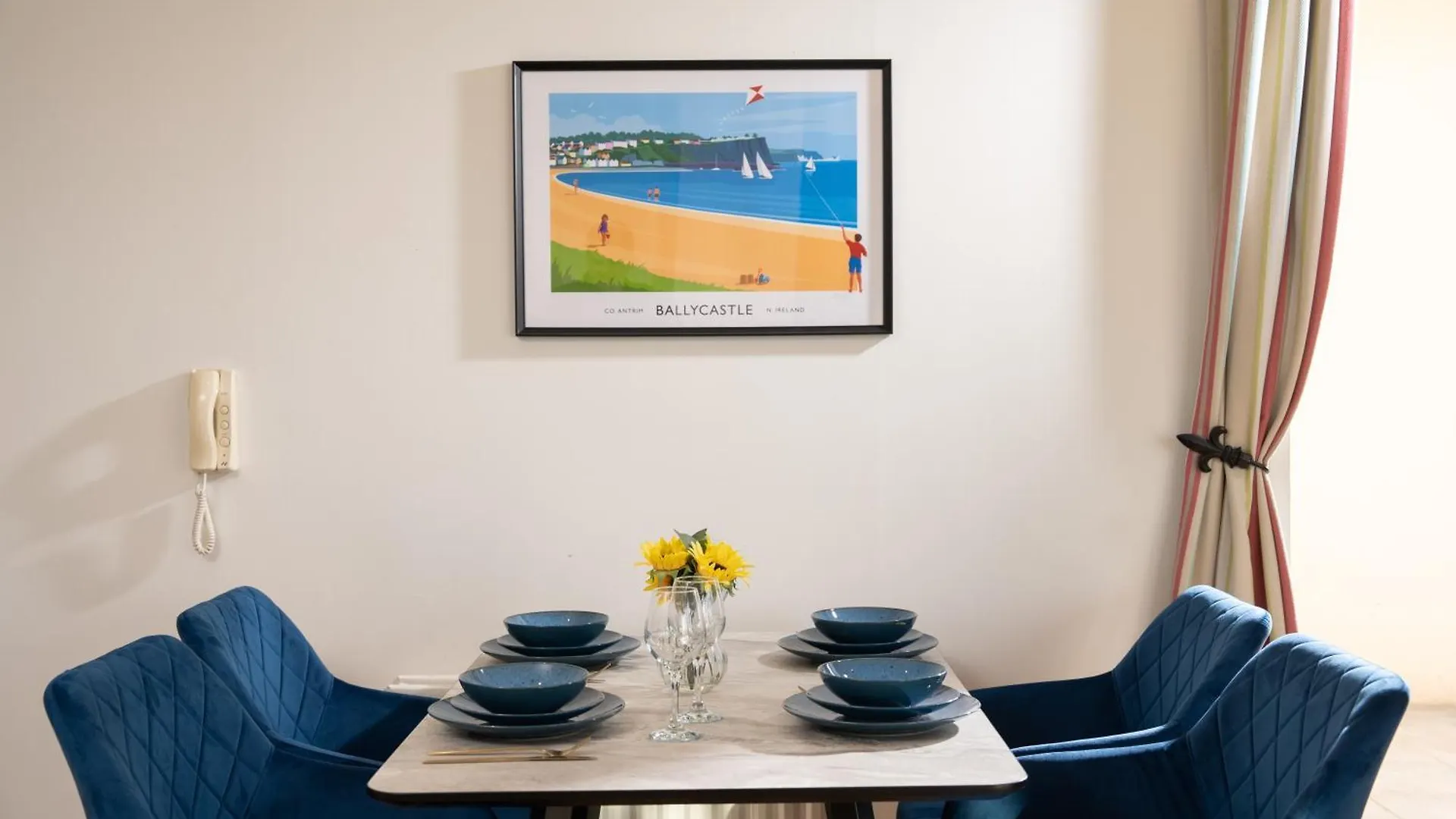 River Side Apartment, City Centre - Beautiful View And Free Parking! ベルファスト アパート