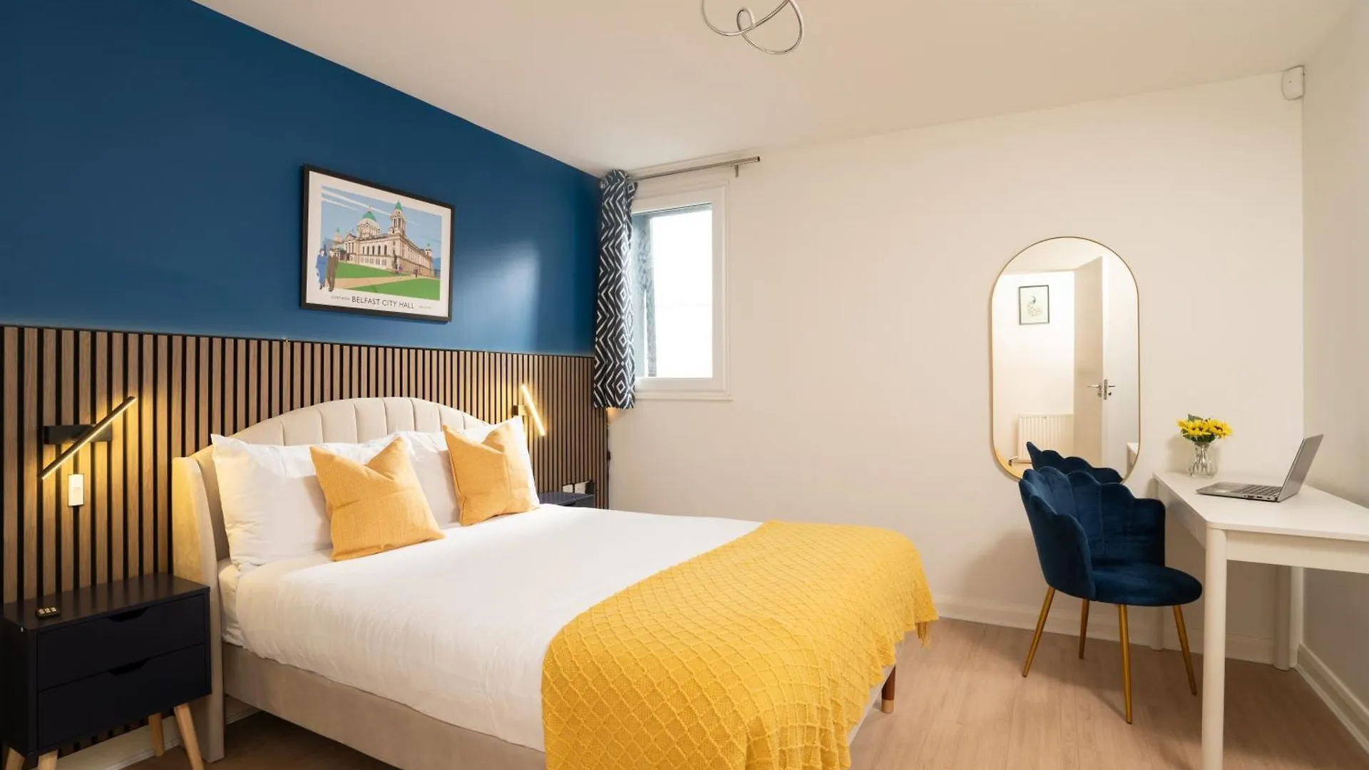 アパート River Side Apartment, City Centre - Beautiful View And Free Parking! ベルファスト イギリス